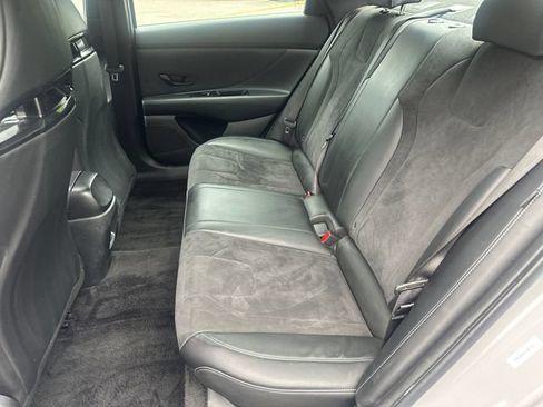 Used 2025 Hyundai Elantra N FWD image 17