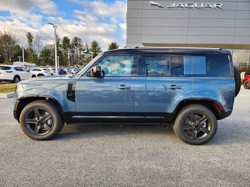 New 2026 Land Rover Defender 110 X-Dynamic SE image 5