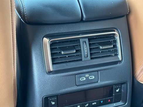 Certified 2025 MAZDA CX-70 3.3 Turbo S w/ Premium Plus image 13