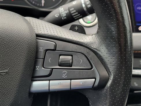 Used 2020 Cadillac XT4 Sport image 18