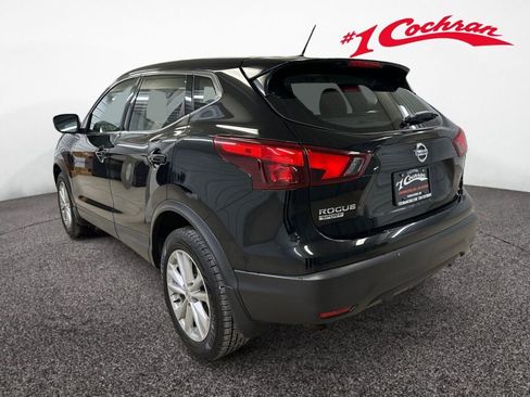 Used 2018 Nissan Rogue Sport S w/ S Appearance Package AWD/4WD image 19