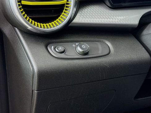 Used 2024 Chevrolet Trax LT w/ Driver Confidence Package image 12