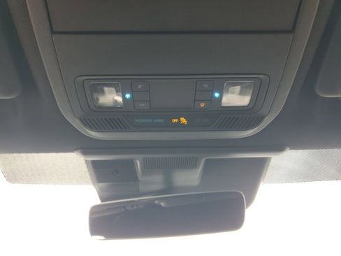 Used 2021 Ford Mustang Mach-E GT image 25