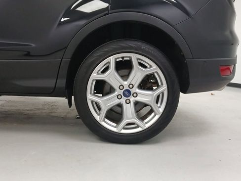 Used 2019 Ford Escape Titanium w/ U9j03 - Titanium Tow Package image 17