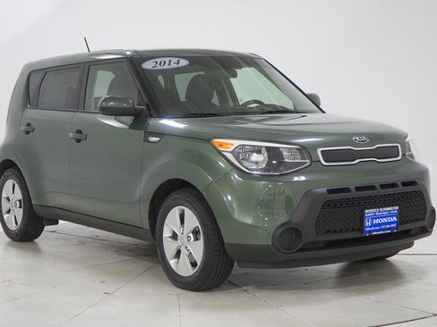 Used 2014 Kia Soul FWD image 14