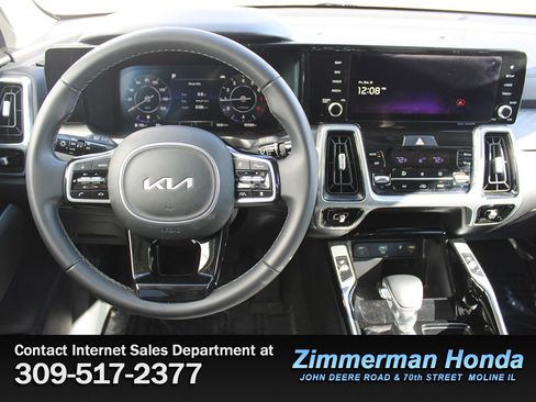 Used 2023 Kia Sorento SX image 13