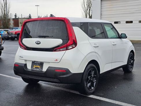 Used 2021 Kia Soul S image 6