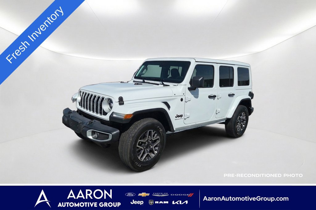 Used 2026 Jeep Wrangler Unlimited Sahara AWD/4WD image 1