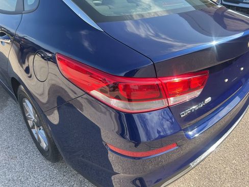 Used 2019 Kia Optima LX image 32