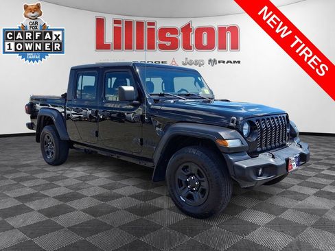 Used 2021 Jeep Gladiator Sport w/ Trailer Tow Package AWD/4WD image 3
