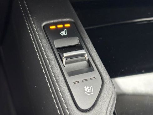 Certified 2022 Kia Telluride EX w/ EX Premium Package image 25