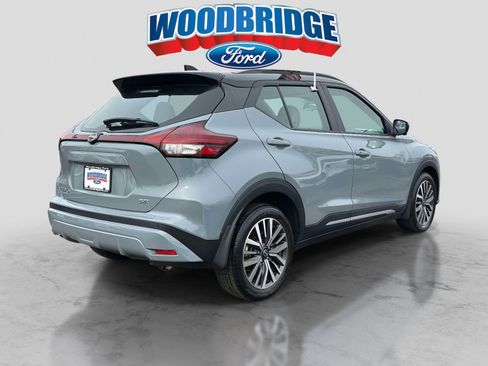 Used 2023 Nissan Kicks SR w/ SR Premium Package image 4