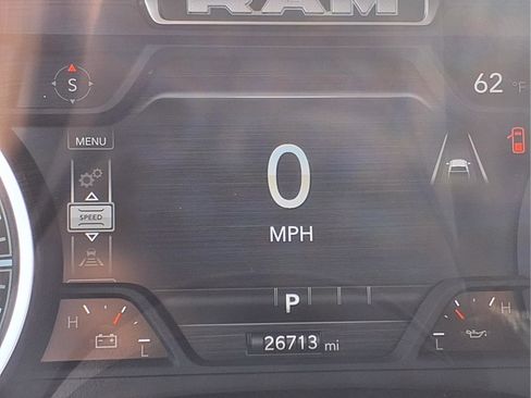 Used 2025 RAM 1500 Laramie image 14