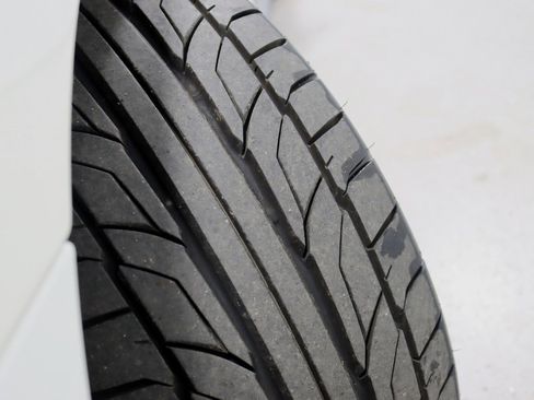 Used 2009 Maserati GranTurismo S RWD image 35