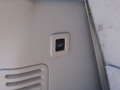 Used 2015 Lincoln Navigator 4WD image 22