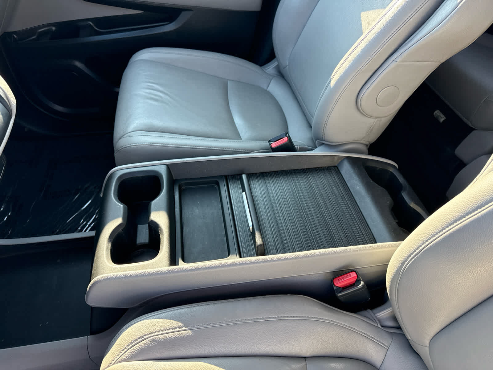 Used 2018 Honda Odyssey EX-L image 22