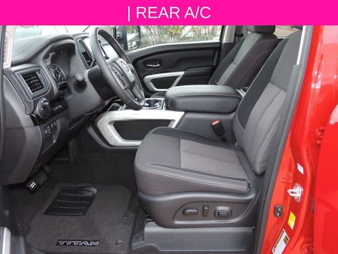 Certified 2024 Nissan Titan SV w/ SV Convenience Package image 15