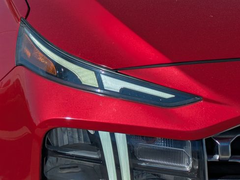 Used 2021 Hyundai Santa Fe SEL w/ Convenience Package image 10