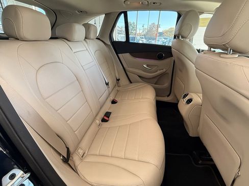 Used 2022 Mercedes-Benz GLC 300 4MATIC w/ Premium Package Lite image 20