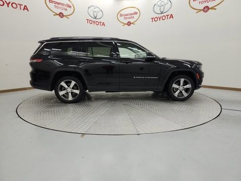 Used 2021 Jeep Grand Cherokee L Limited image 3