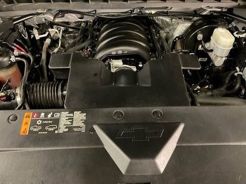 Used 2018 Chevrolet Silverado 1500 Custom w/ Custom Value Package image 7