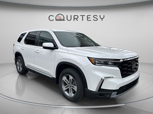 Used 2024 Honda Pilot EX-L image 9