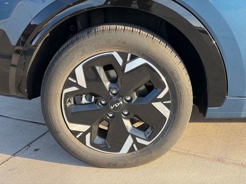 Used 2023 Kia Niro Wind w/ Wind Preserve Package image 6