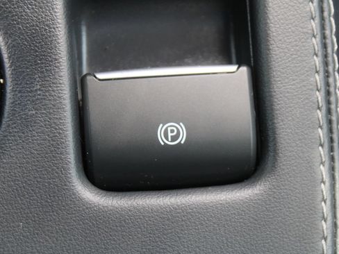 Used 2021 Ford Mustang Mach-E Premium RWD image 38