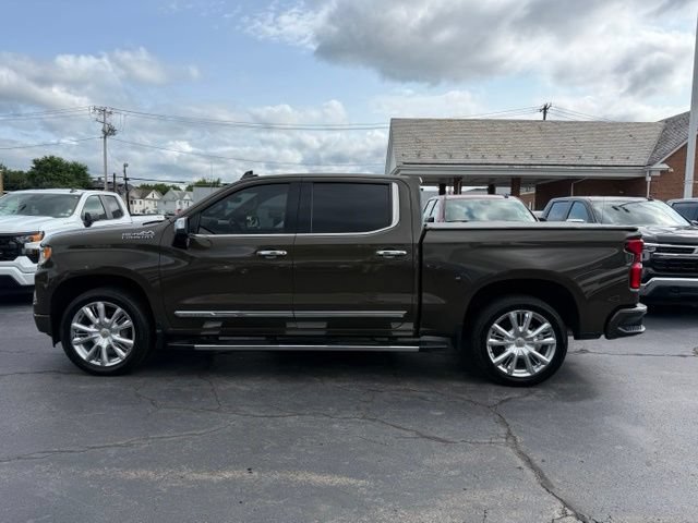 Used 2023 Chevrolet Silverado 1500 High Country w/ High Country Premium Package AWD/4WD image 4