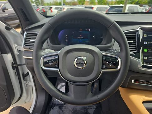 Used 2025 Volvo XC90 T8 Ultra w/ Protection Package Premier image 15