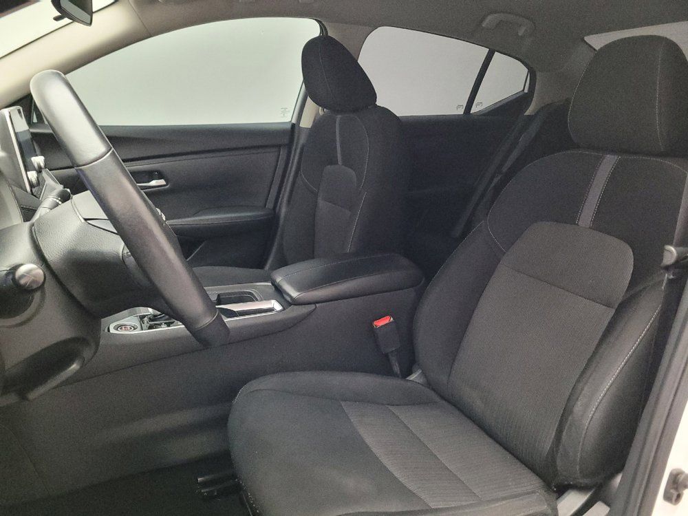 Used 2024 Nissan Sentra SV w/ All-Weather Package FWD image 17