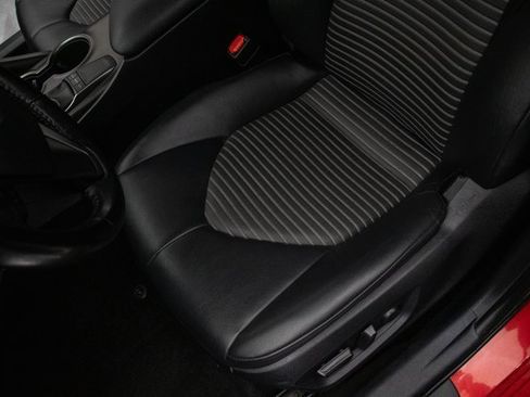 Used 2022 Toyota Camry SE image 27