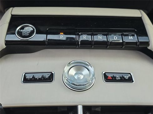 New 2026 Lincoln Navigator Premiere AWD/4WD image 20
