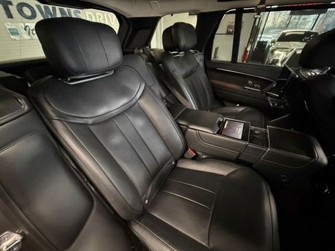 Used 2022 Land Rover Range Rover Long Wheelbase First Edition image 36