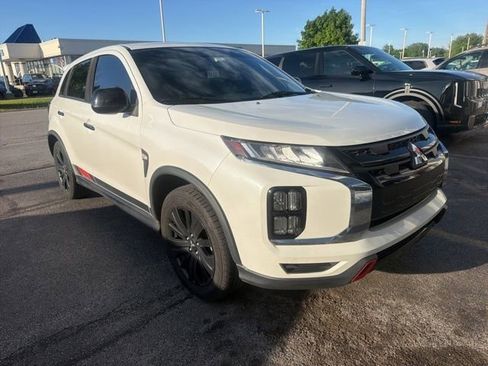 Used 2020 Mitsubishi Outlander Sport SE AWD/4WD image 1