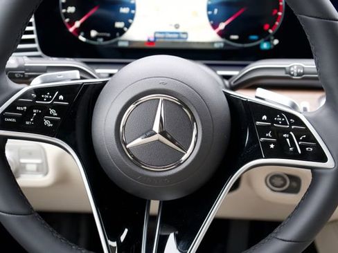 New 2026 Mercedes-Benz GLE 450 4MATIC Coupe image 19