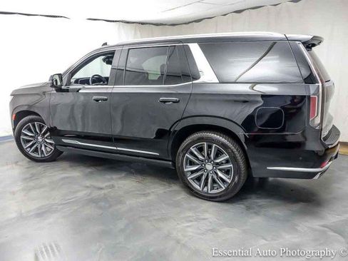 Used 2023 Cadillac Escalade Premium Luxury w/ LPO, Radiant Package AWD/4WD image 8