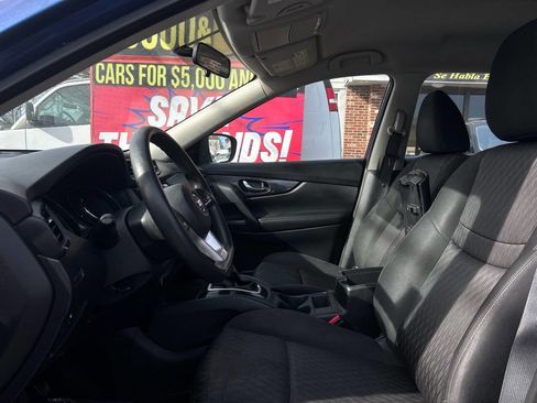 Used 2018 Nissan Rogue S image 33