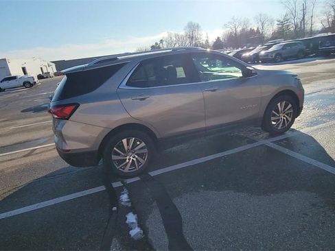 Certified 2024 Chevrolet Equinox Premier image 9