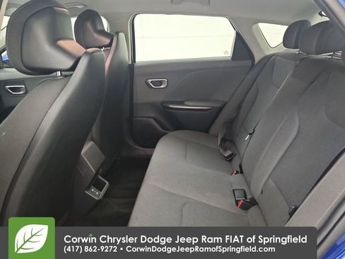 Used 2025 Kia K4 FWD image 28
