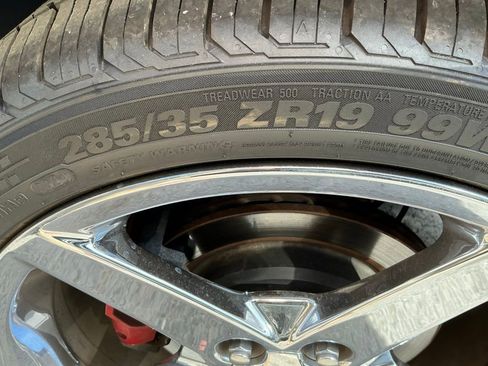 Used 2005 Chevrolet Corvette Convertible w/ Preferred Equipment Group image 10