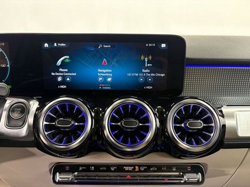 Certified 2023 Mercedes-Benz EQB 300 4MATIC w/ Pinnacle Package image 17