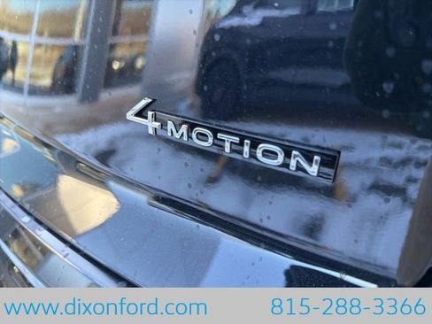 New 2026 Volkswagen Atlas Cross Sport SE image 28