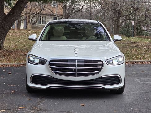 Used 2022 Mercedes-Benz S 500 4MATIC image 9