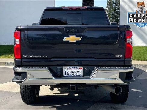 Used 2024 Chevrolet Silverado 2500 LTZ w/ LTZ Convenience Package image 4