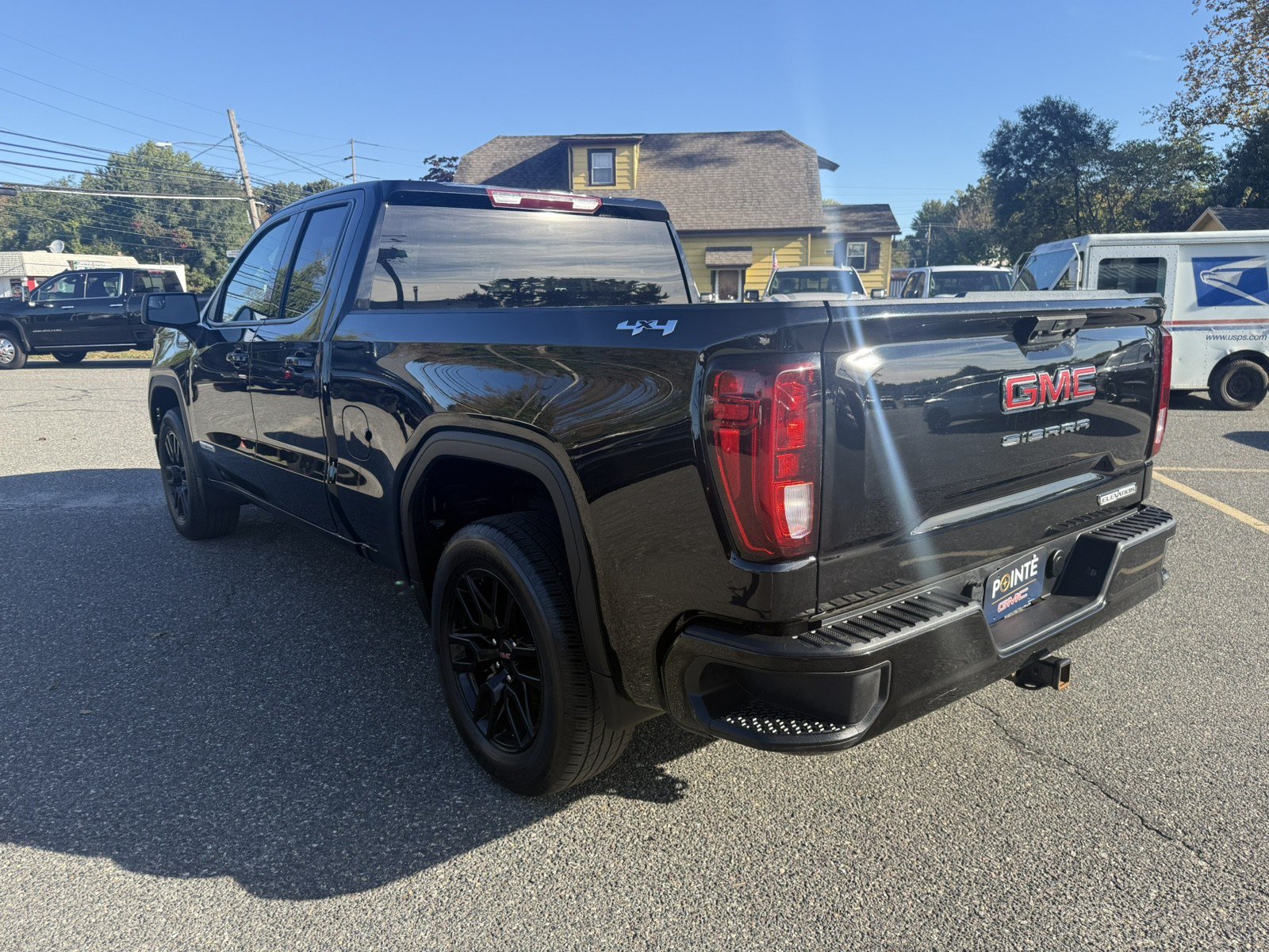 Used 2023 GMC Sierra 1500 Elevation AWD/4WD image 5