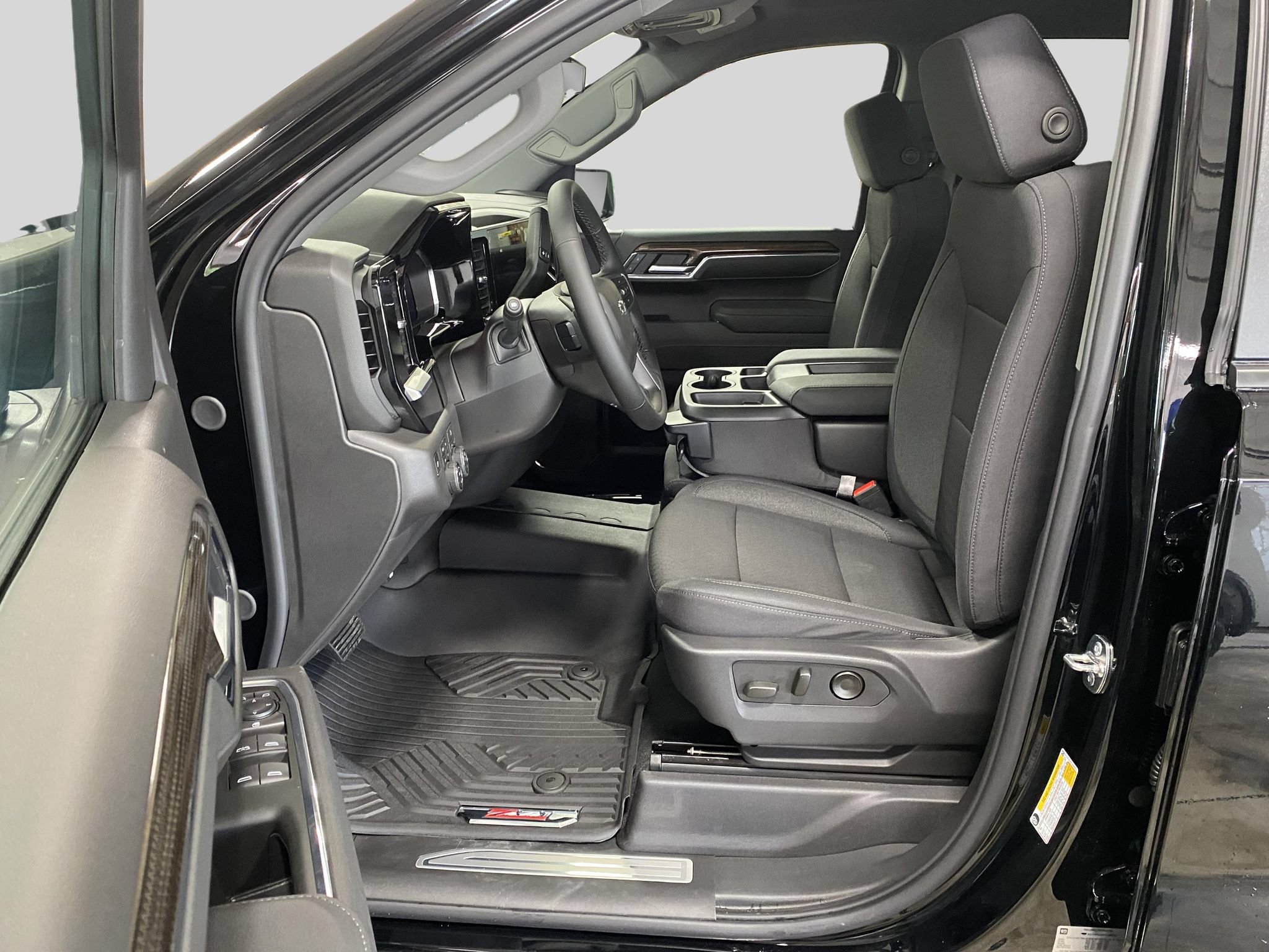 New 2026 Chevrolet Silverado 1500 RST AWD/4WD image 13