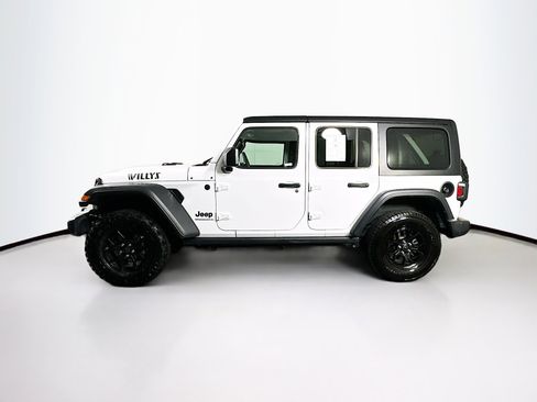 Used 2025 Jeep Wrangler Unlimited Sport AWD/4WD image 4