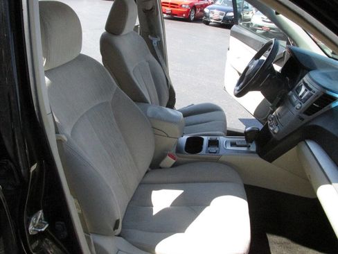 Used 2013 Subaru Outback 2.5i Premium image 27