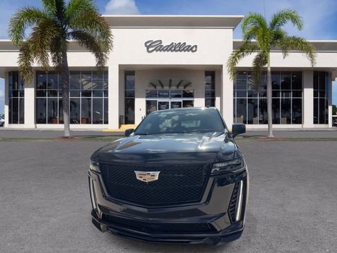 Certified 2023 Cadillac Escalade V AWD/4WD image 4